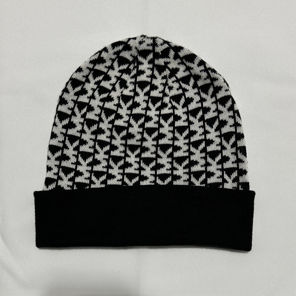 Michaels Kors Black and White Beanie Hat